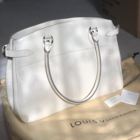 SOLD 100% Authentic Louis Vuitton White Epi Passy - Picture 2 of 8